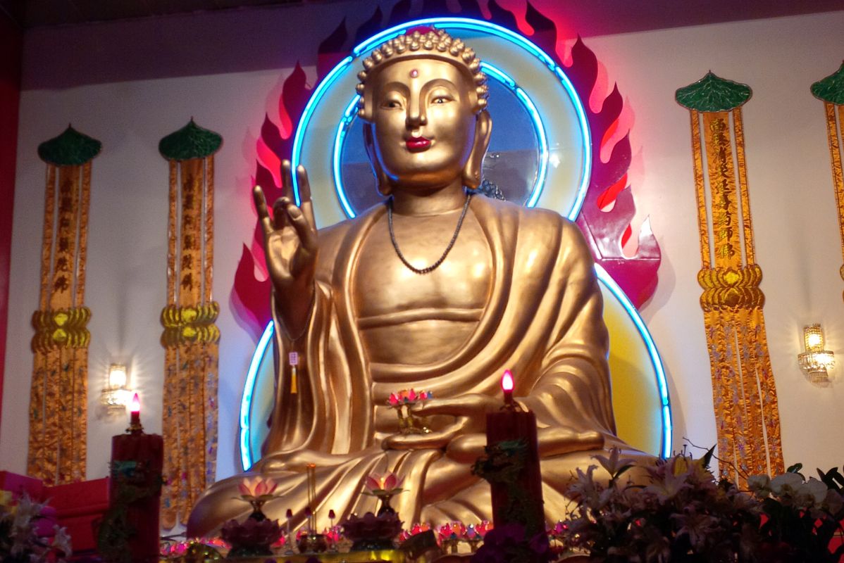 13-4 Buddha Statue Close Up In Mahayana Buddhist Temple At 133 Canal St In Chinatown New York City